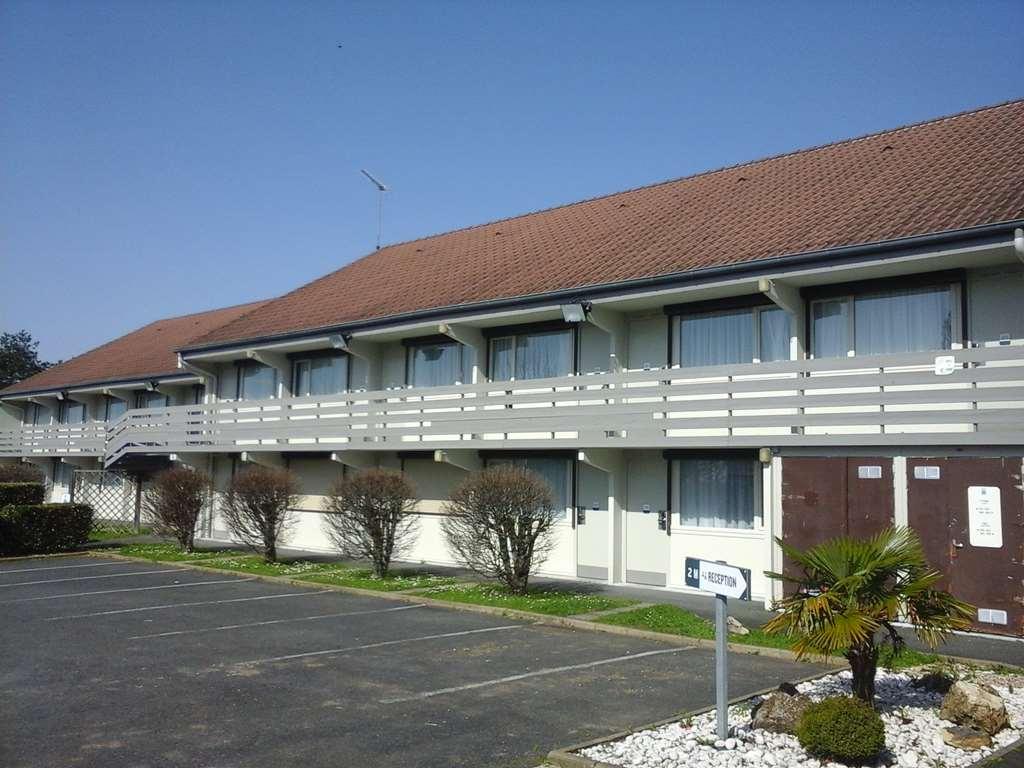 Kyriad Chateauroux - Saint-Maur Екстериор снимка